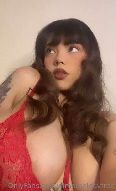 Ven a verme haciendo rusa, oral y jugando con mis bubis para..
