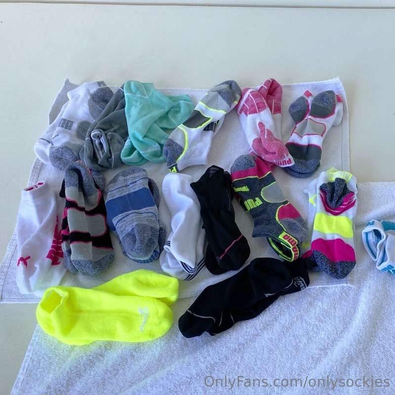 SOCK ORDERS!!!!! Whoever ordered socks that hasn't been rece..