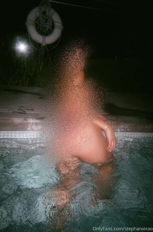 Hot tub sessions💦