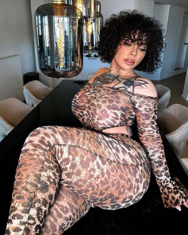 queenazita