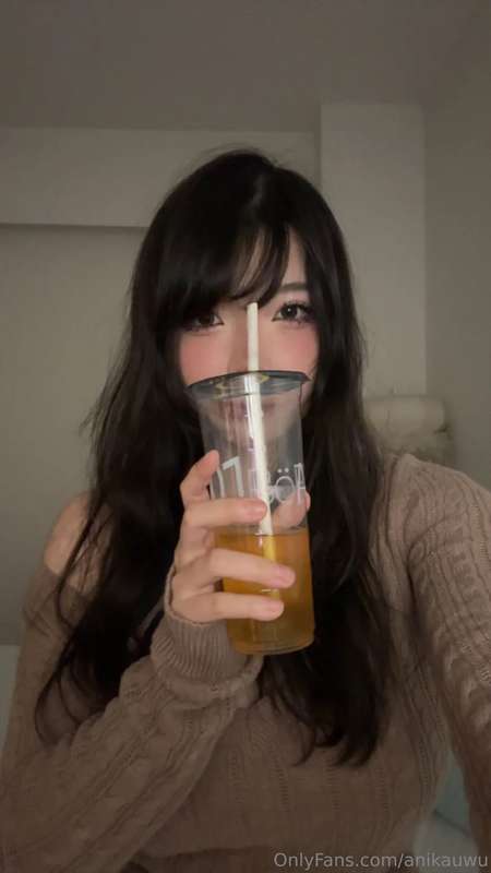 want some booba tea… or just my booba’s? (˶˃ ᵕ ˂˶)