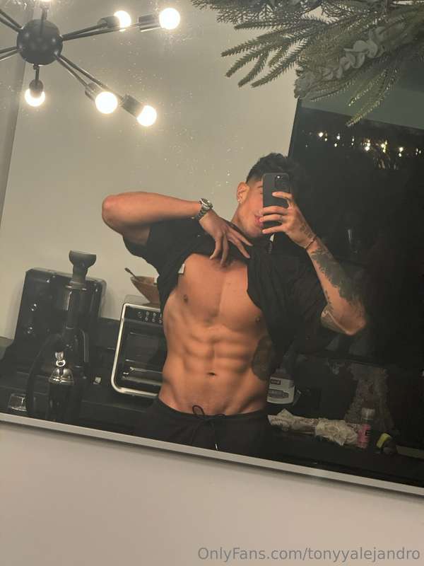 tonyyalejandro