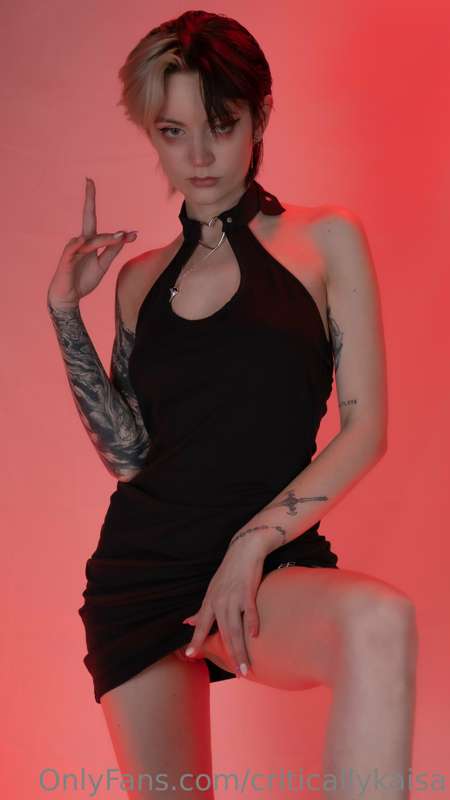 criticallykaisa image #1