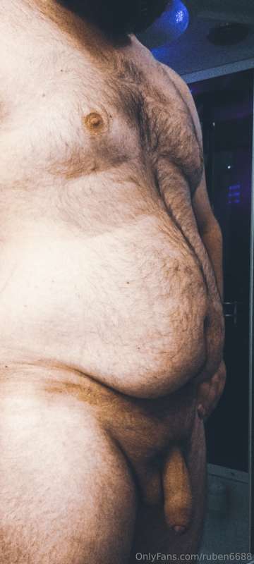 Just a couple of nude freebies for you all, these were taken..