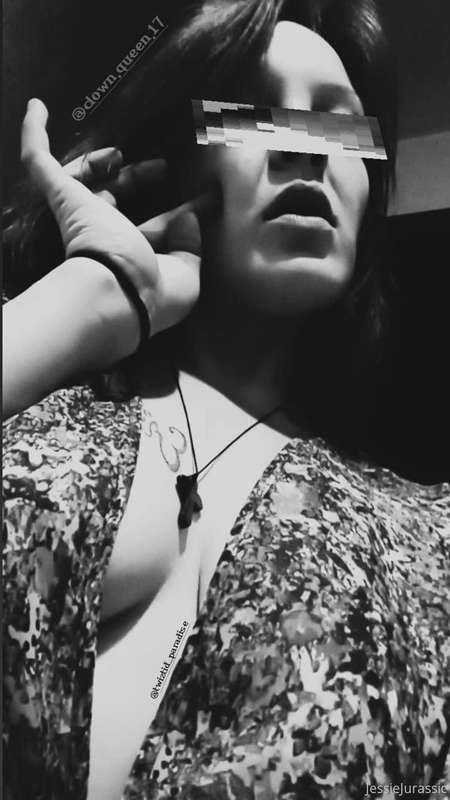 clownqueen17