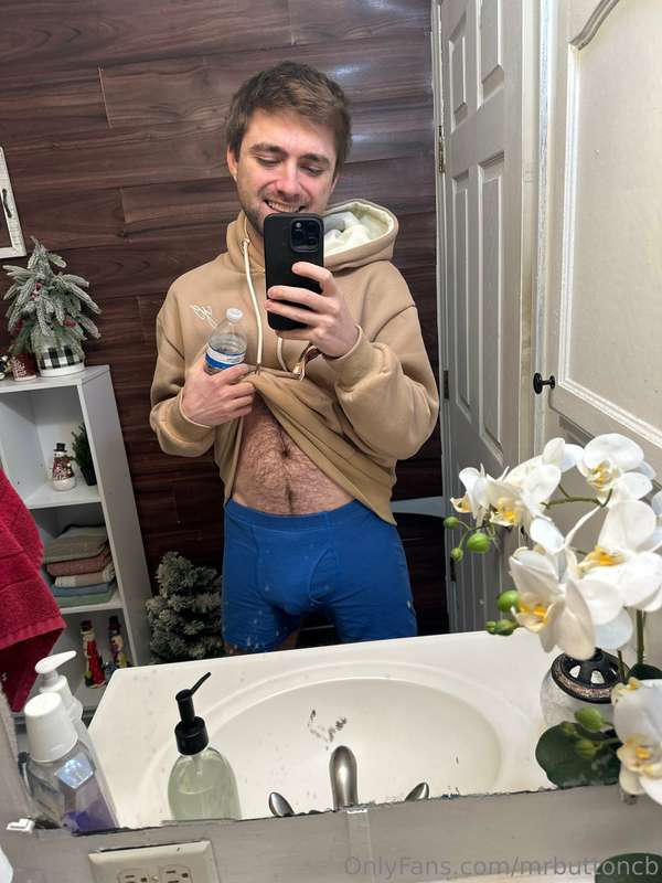 mrbuttoncb image #0