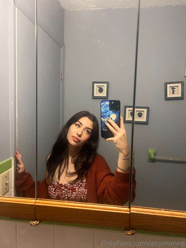 mirror mirror on the wall