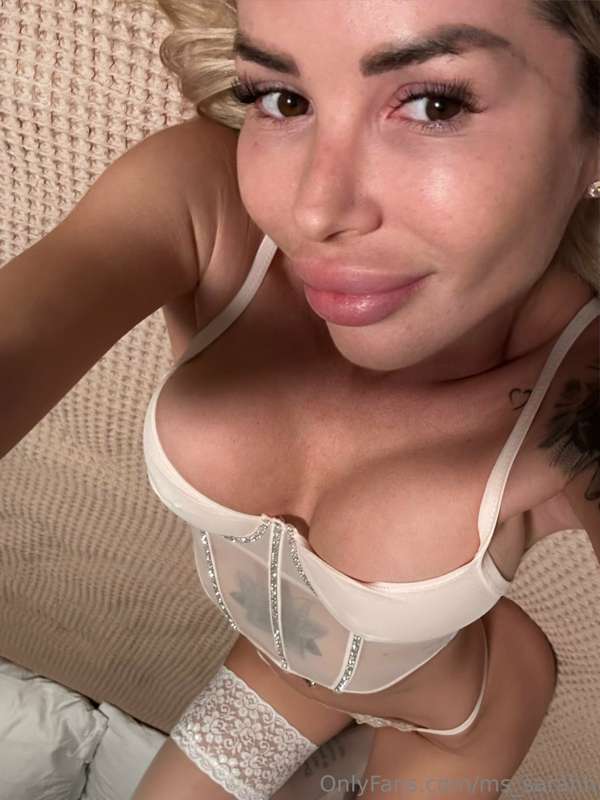 Good night my sweet ones 😘😘🫦🥰😈