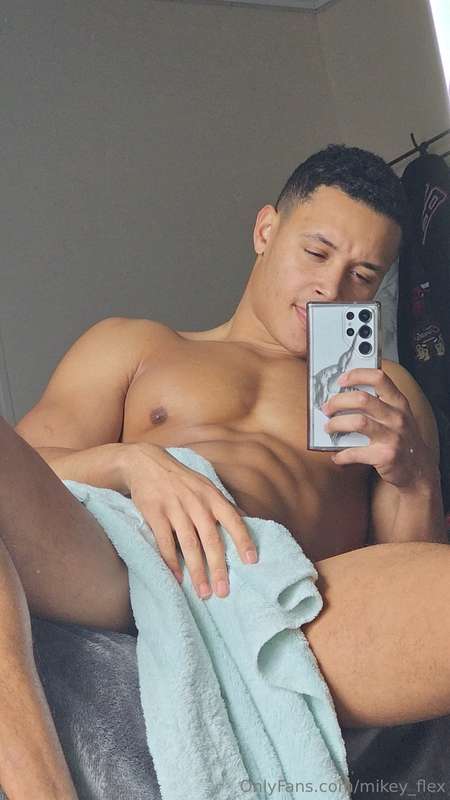 mikey_flex