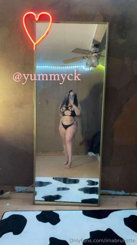 💦FREE PAGE💦 •Kink friendly •girl/girl•boy/girl •customs •sol..