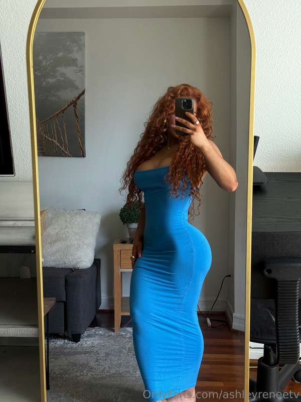 I'm 100% all curves