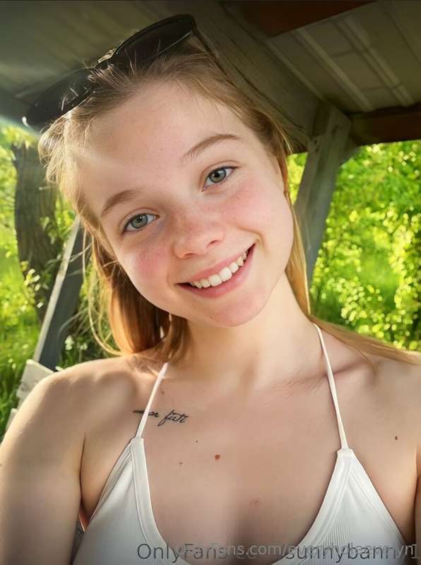 everyholeevelyn