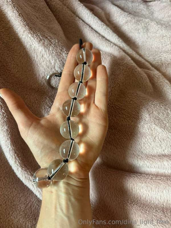 I just got these new anal beads and an anal hook, and I’m su..