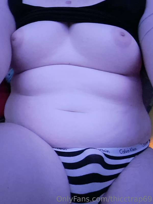 Some blue balls for u (and boobs) Swipe to the end to see ho..