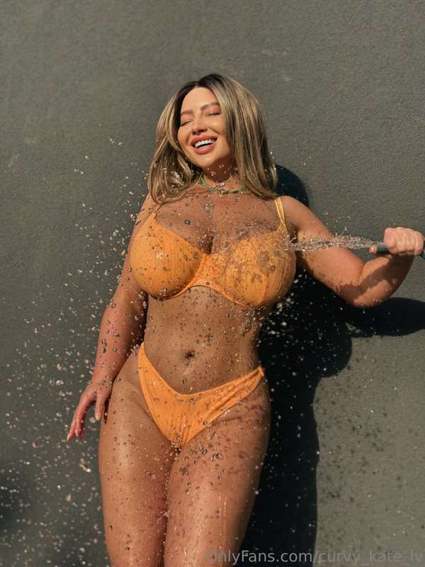 curvy_kate_lv
