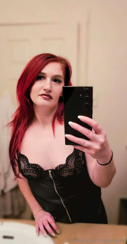 Check out my new selfies ♡
