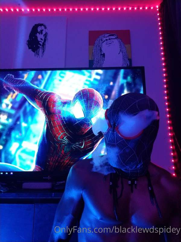 blacklewdspidey image #1