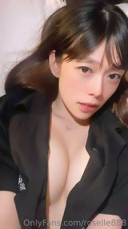 是不是想要偷偷操我啊寶貝💕😘 my lewd face when I’m thinking pervert things..