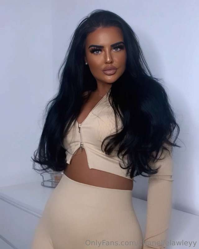chanellelawleyy