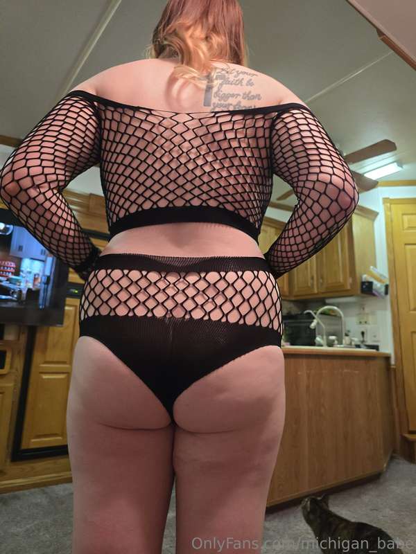 Subscribe to my other page to see the front 😉@heaven_babyyy 