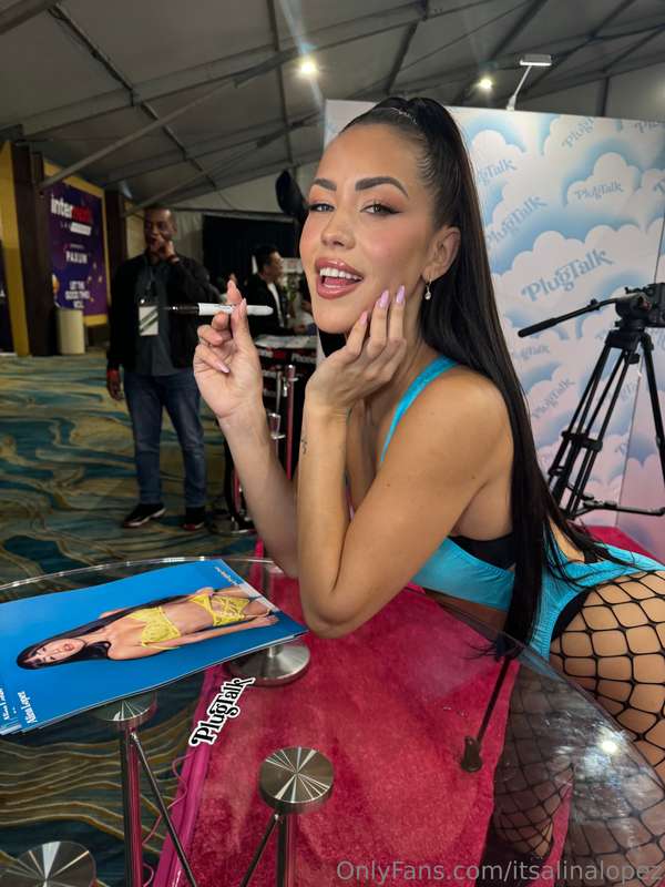 Foto 424 von Alina Lopez auf Tocromo