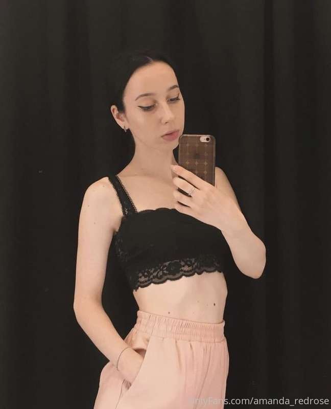 amanda_redrose
