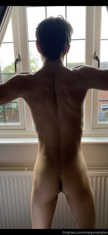 Love being Naked ... Makes me so horny !!!!  Who wants to gr..