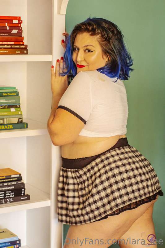 I'm waiting for you with more!

check out my VIP page @thela..