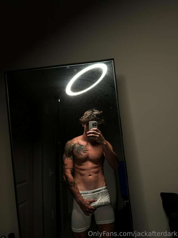 freebie picture now posted on @jacksonnf & i sent out the vi..