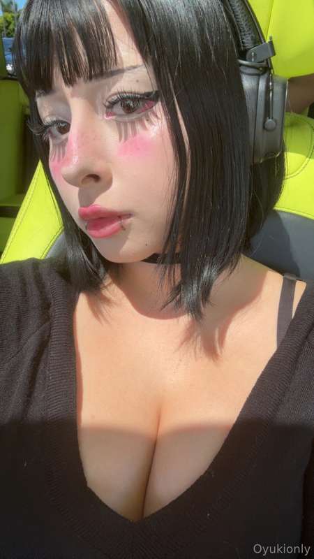 the sun is hitting me perfectly .. dont you think? ;p