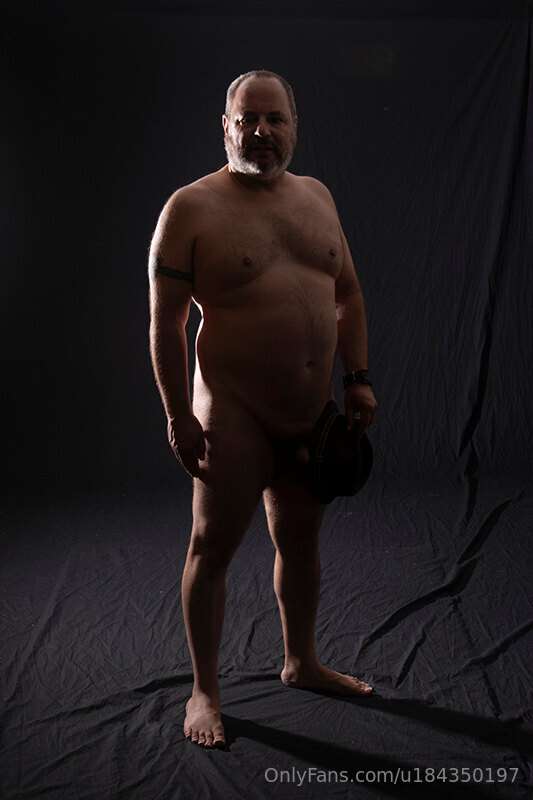 Nude with hat. 2024