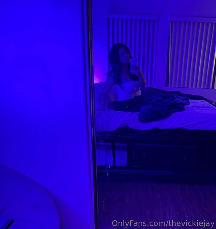 thevickiejay