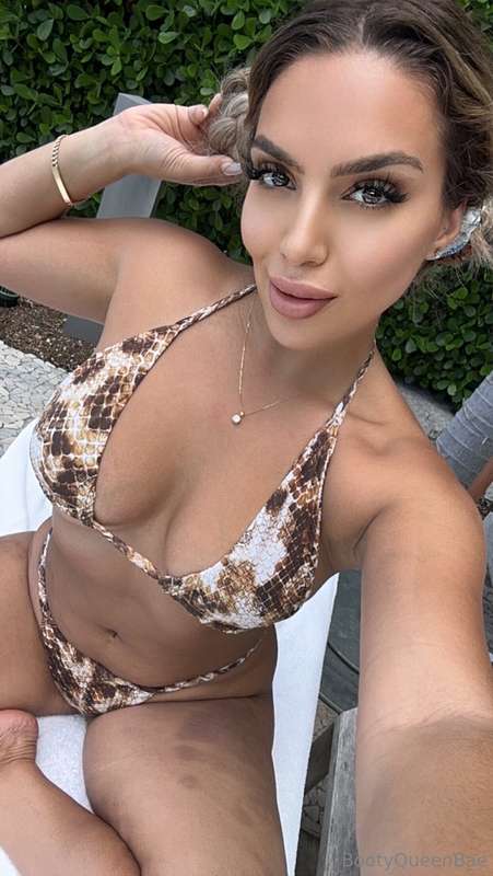 bootyqueenbae