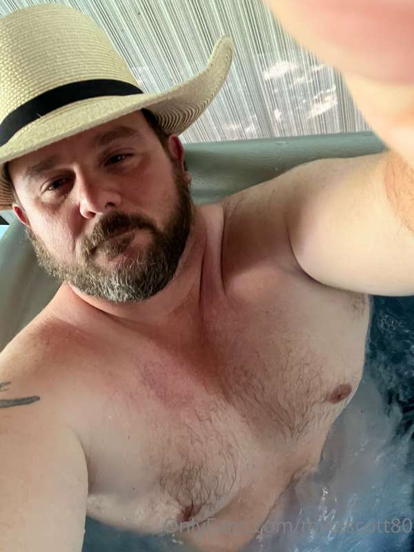 You fuckers should be here with me!!!
