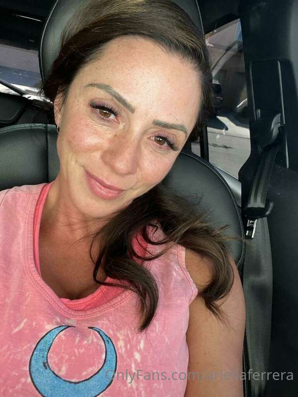 Foto 168 de Ariella Ferrera en Tocromo