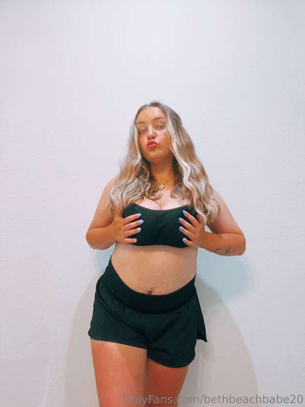 bethbeachbabe20