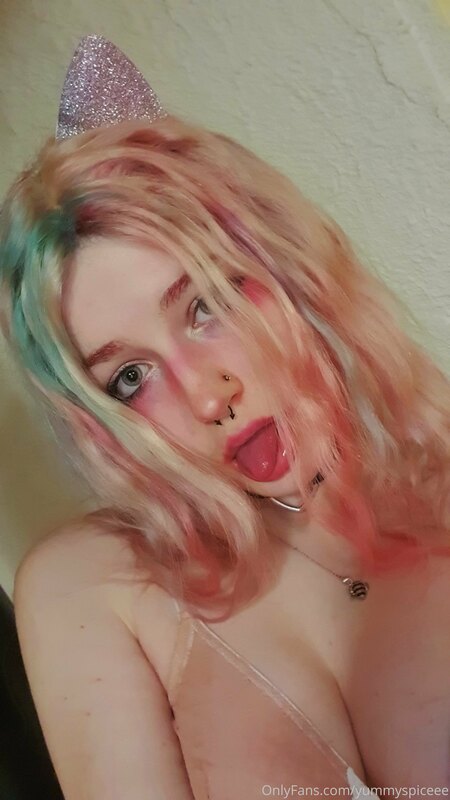 Daddy, spank me and let me edge you for hours hahah