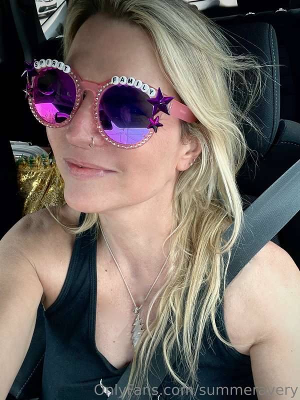 Do you want to fuck me at the music festival? ❤️