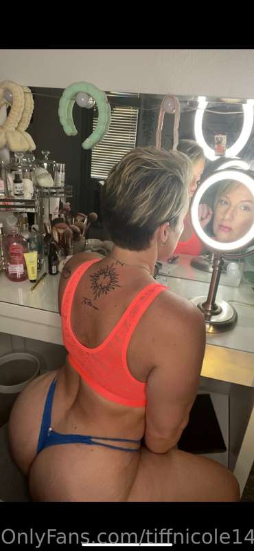 tiffnicole143