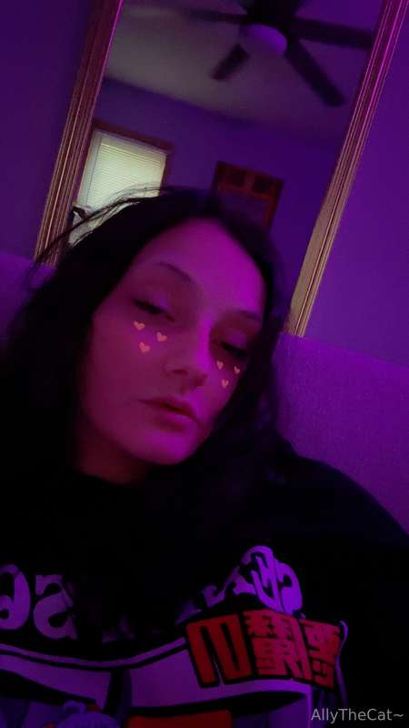 allythecat image #0