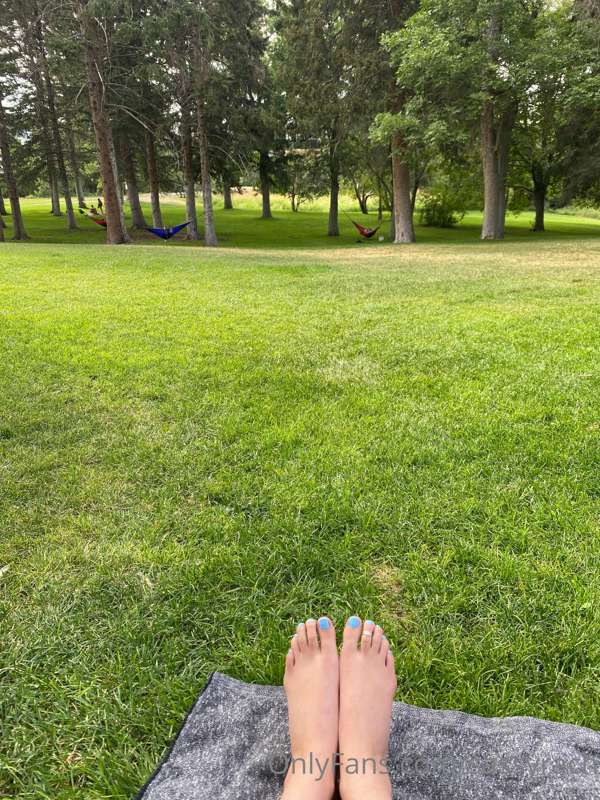 Like if you like pedicures 🦶
Greetings from Montana