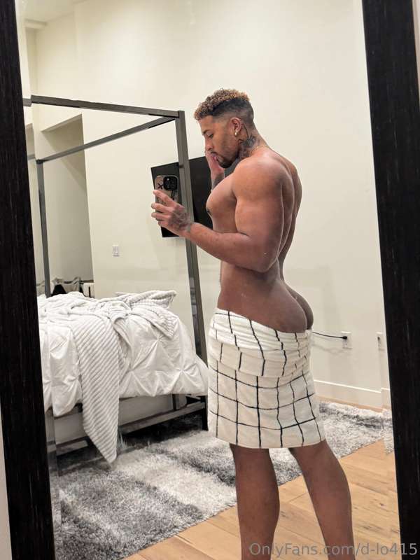 😈