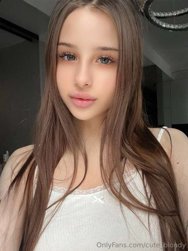 cute_blondy