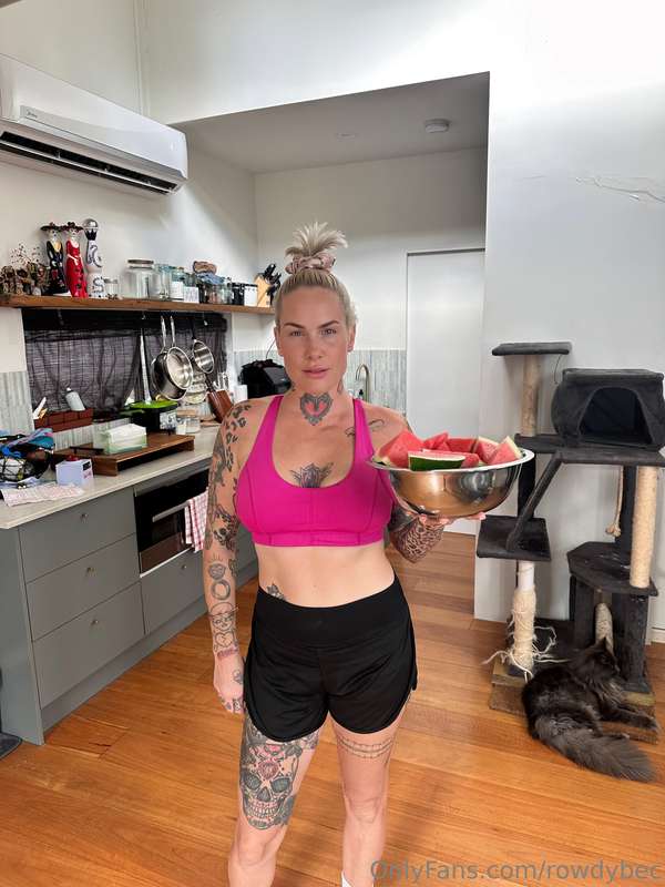 the monday motivation you needed 🍉
