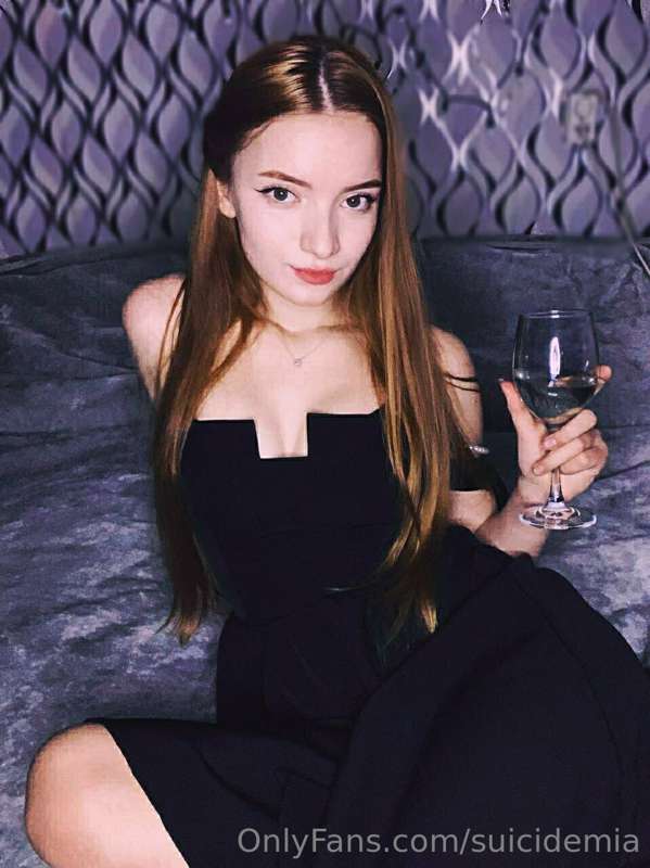 ʜᴏᴛ ᴘᴇᴛɪᴛᴇ ʀᴇᴅʜᴇᴀᴅ @little_foxiee ɪꜱ ꜰʀᴇᴇ ᴛᴏ ꜱᴜʙꜱᴄʀɪʙᴇ 🥰🔥

 ..
