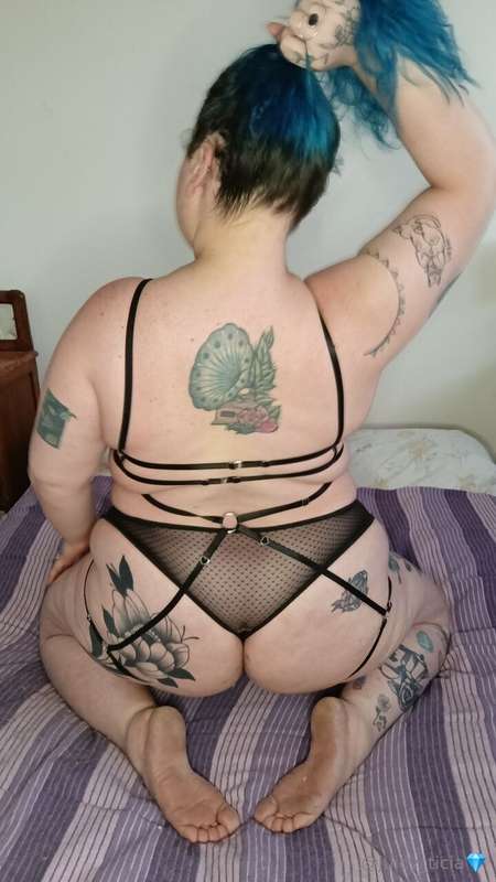 I want you to slap my ass and pull my hair 😈🔥