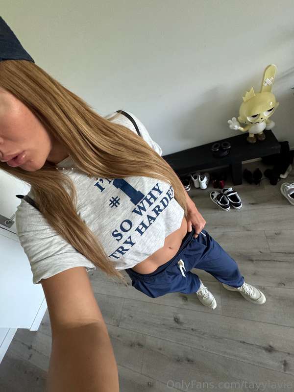 outfit checkk 😉