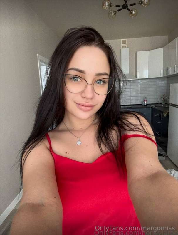 💚 FREE SUBSCRIPTION 💚@honeylaraa🍒 @honeylaraa Your personal ..