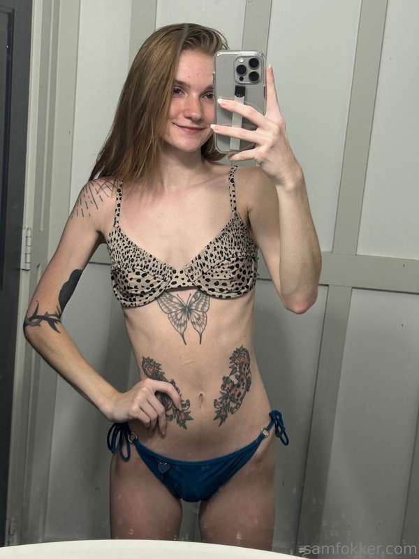 You banging me in the bathroom at the pool? 👀