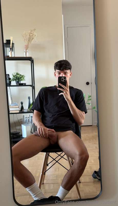 Horse cock😈